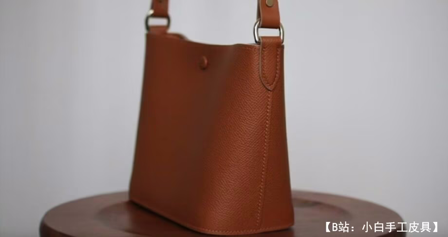 真皮女包斜挎包图案 - 1