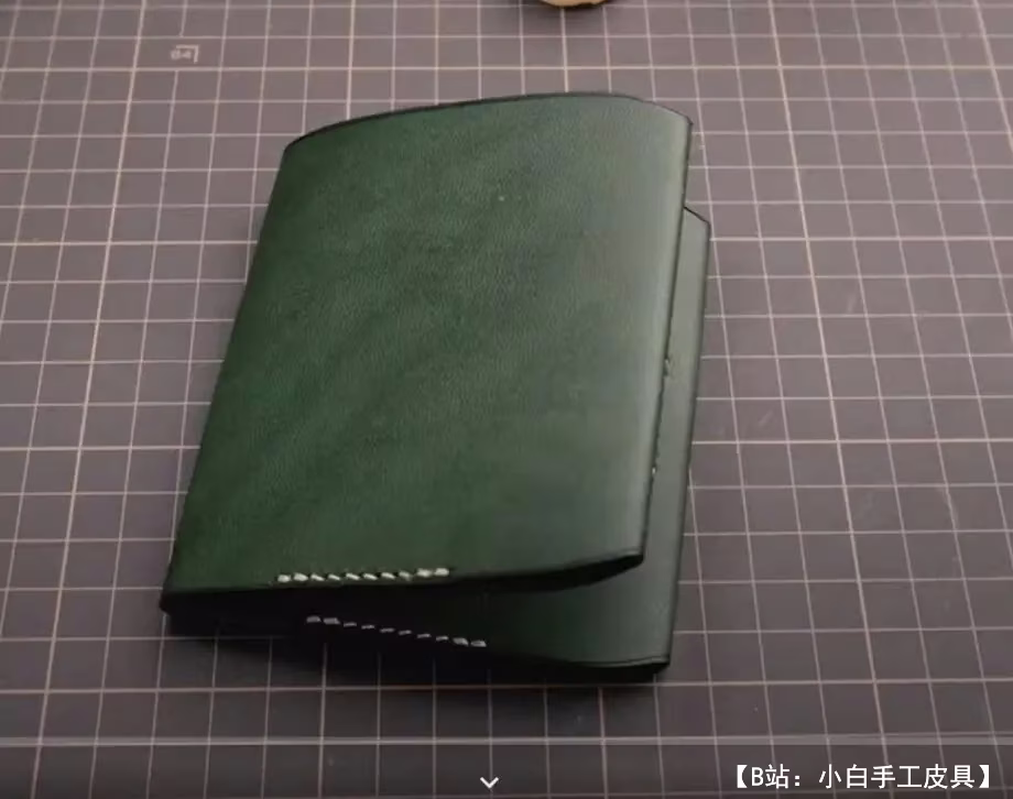 图案皮革薄型简约卡夹，带钞票隔层 - 1