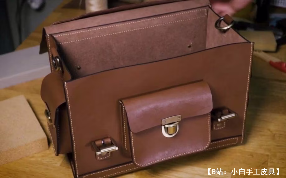 用于相机和镜头的皮革摄影师包的图案 - 4