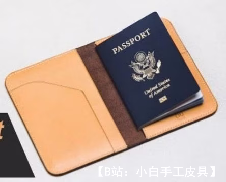 用于护照和银行卡的简约双折皮革钱包的图案 - 1