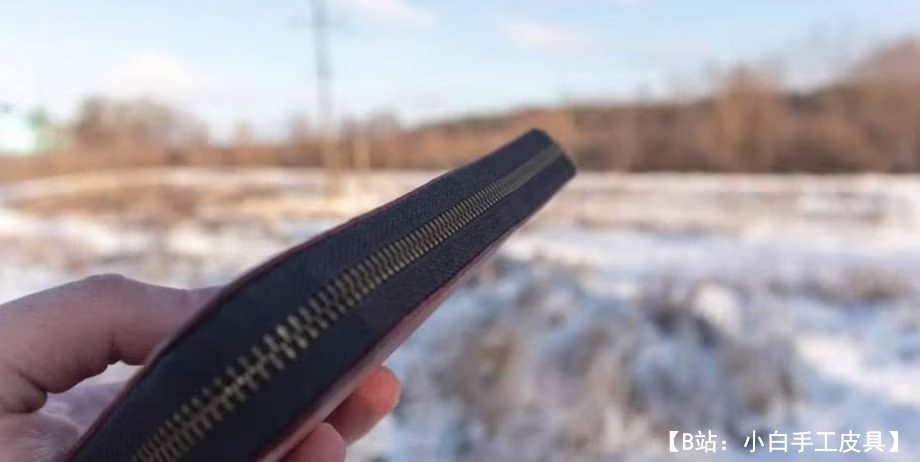 加长拉链皮革图案钱包 - 2