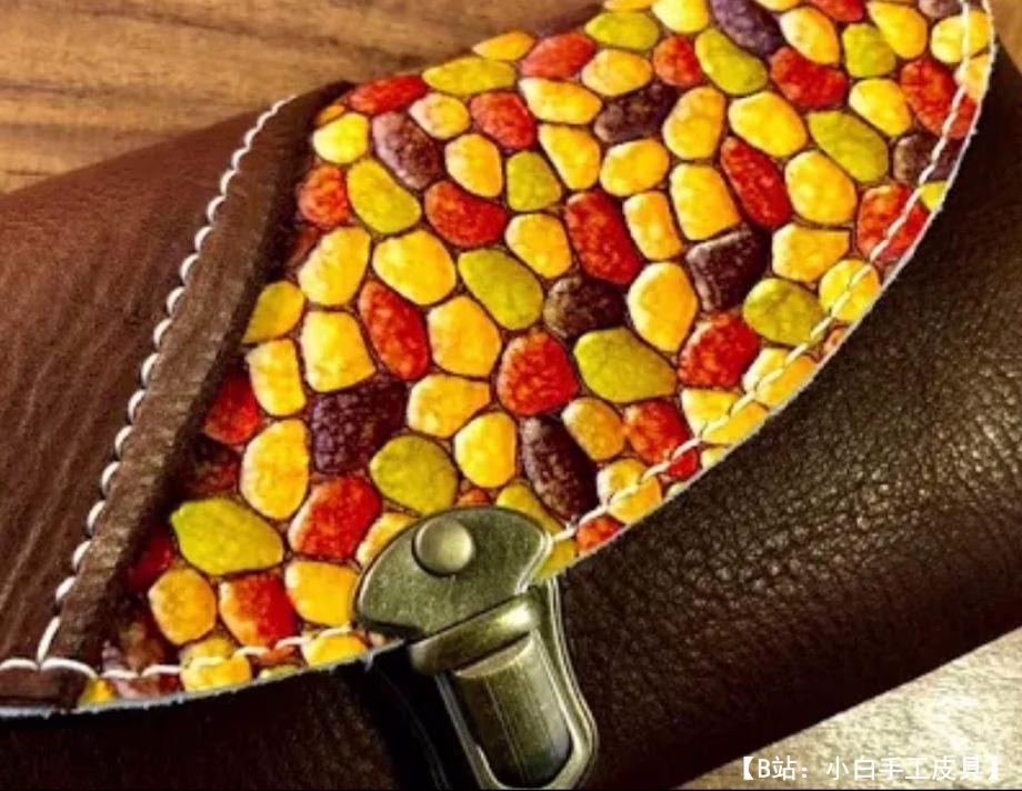 有趣的更长皮革图案，带有“果冻豆”印花 - 3