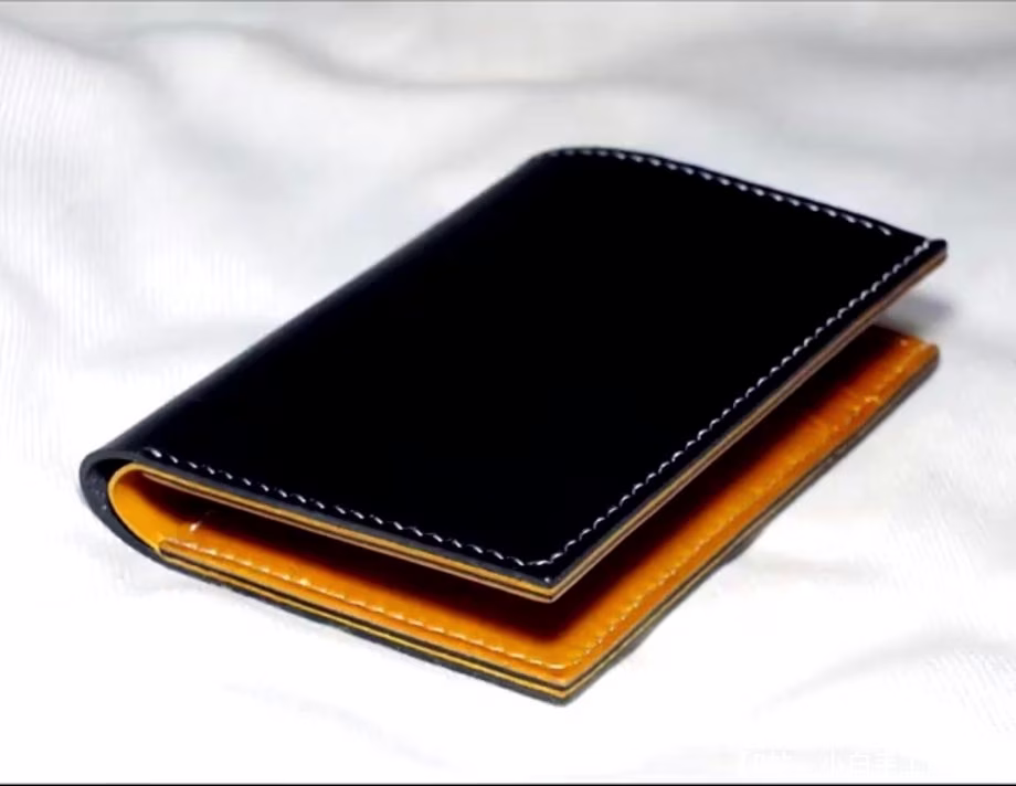 薄型下拉式双折卡片钱包的图案 - 1