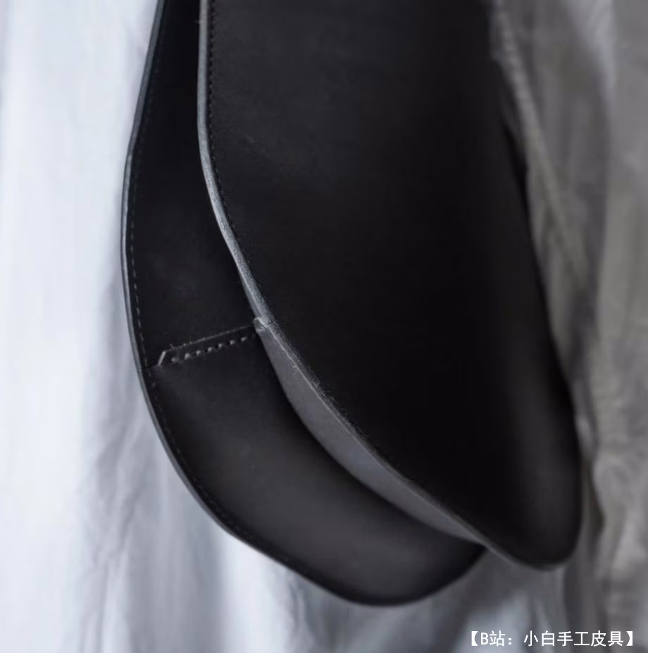 圆底不寻常皮革购物袋的图案 - 3