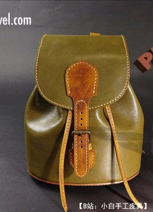 小皮革背包的图案 - 2
