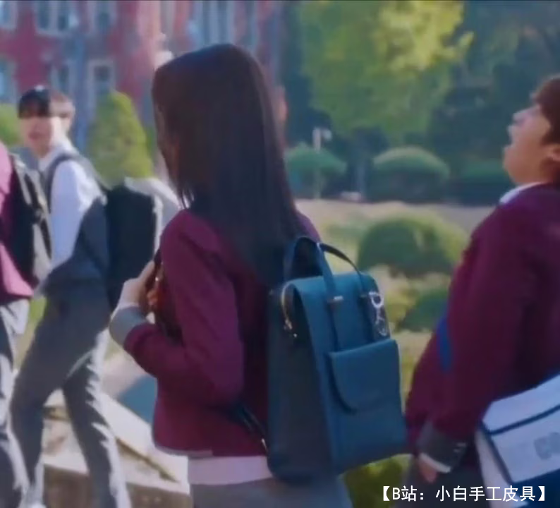 女士可变形背包的图案 - 2