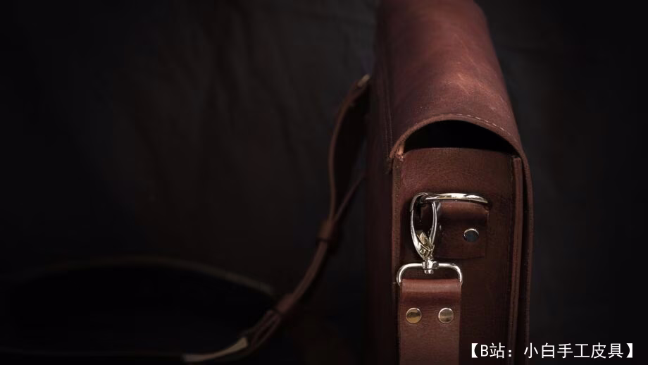 翻盖皮革邮差包图案 - 3