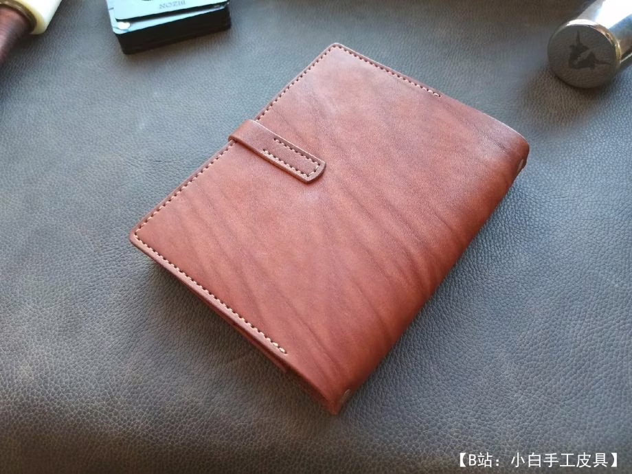 日记本图案皮革封面收纳盒 - 2