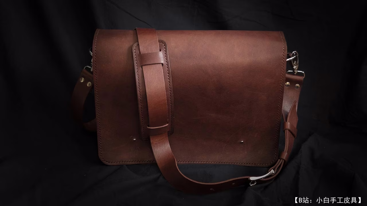 文件皮革斜挎包图案 - 1