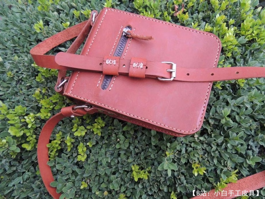 带锁图案包平板电脑 - 3