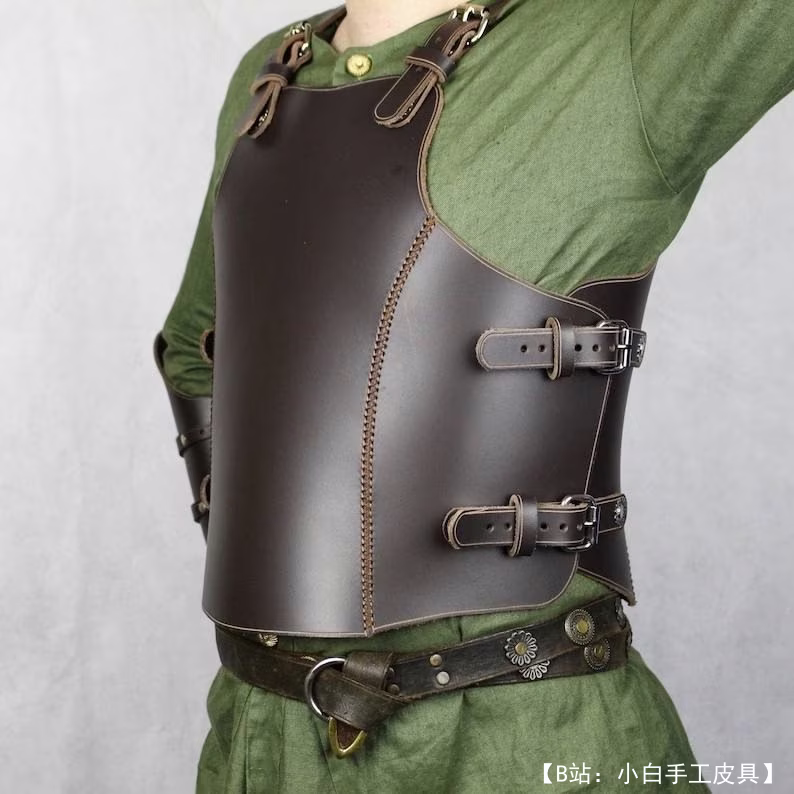 Выкройка кожаная мужская кираса Ruk от War Factory - 3