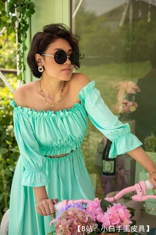 浅色夏季女式露肩上衣图案 - 2