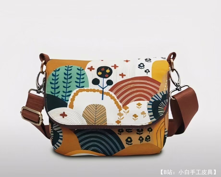 带翻盖和拉链的织物斜挎包图案 - 2