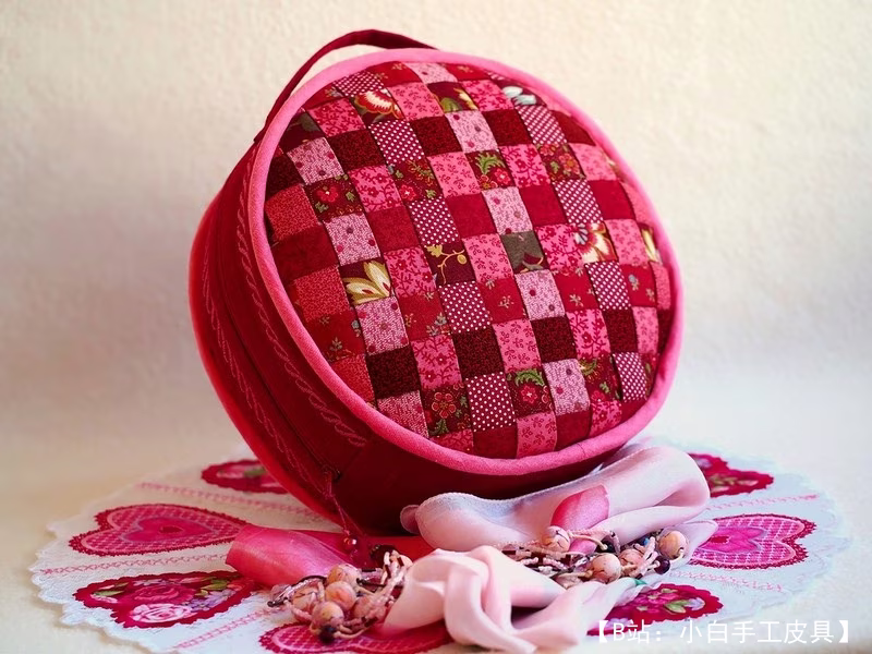 带图案的旅行化妆包图案 - 1