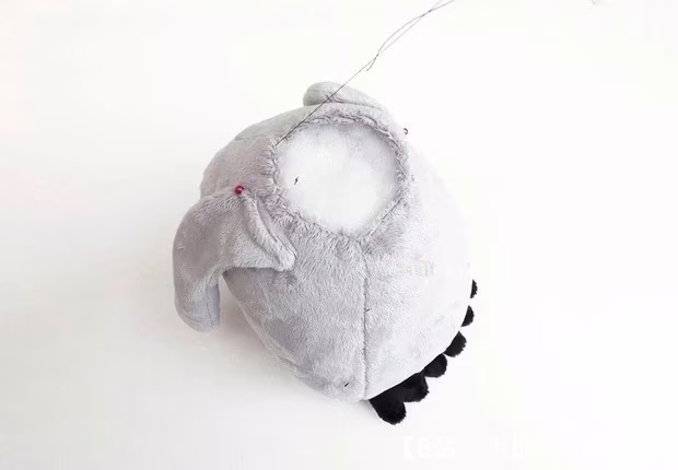 企鹅毛绒玩具的图案 - 2