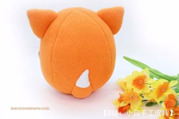 鸡蛋形状的毛绒软玩具臀部的图案 - 5