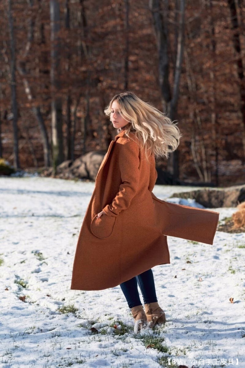 带贴袋的腰带下女式外套的图案 - 3