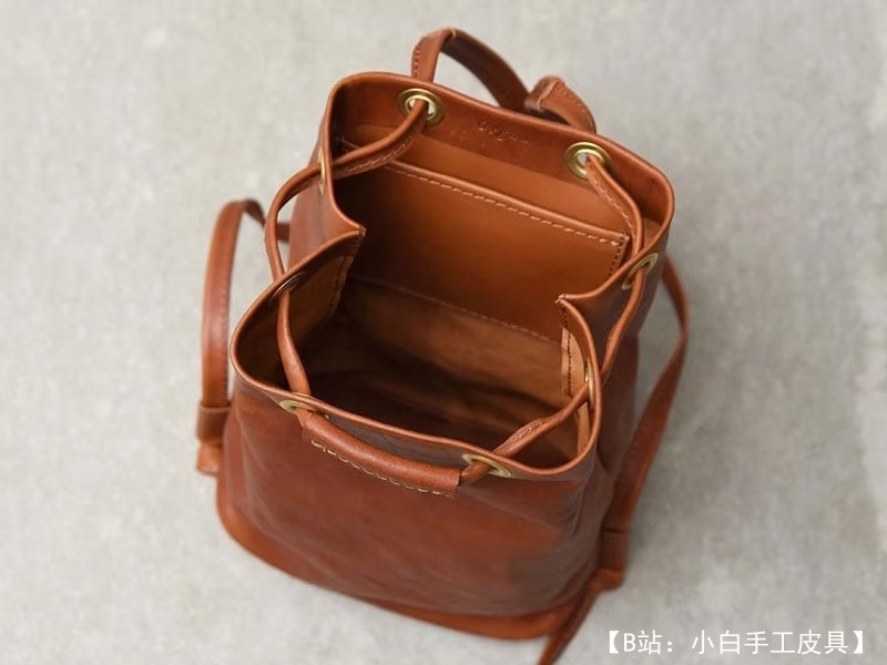 带拉绳的简单小背包图案 - 2