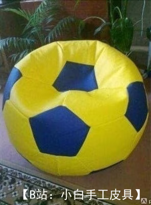 由织物制成的椅子的图案，如足球 - 1