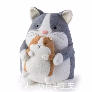 毛绒玩具猫和豚鼠的图案 - 1