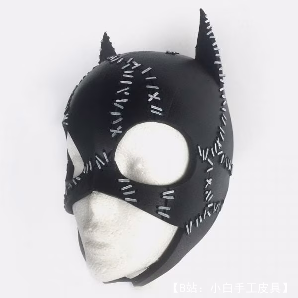 皮革猫女面罩的图案 - 1