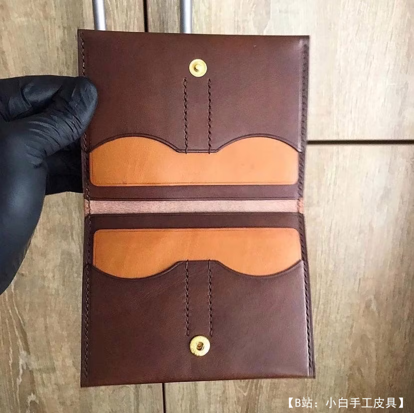 护照和汽车证件的皮革封面图案 - 2