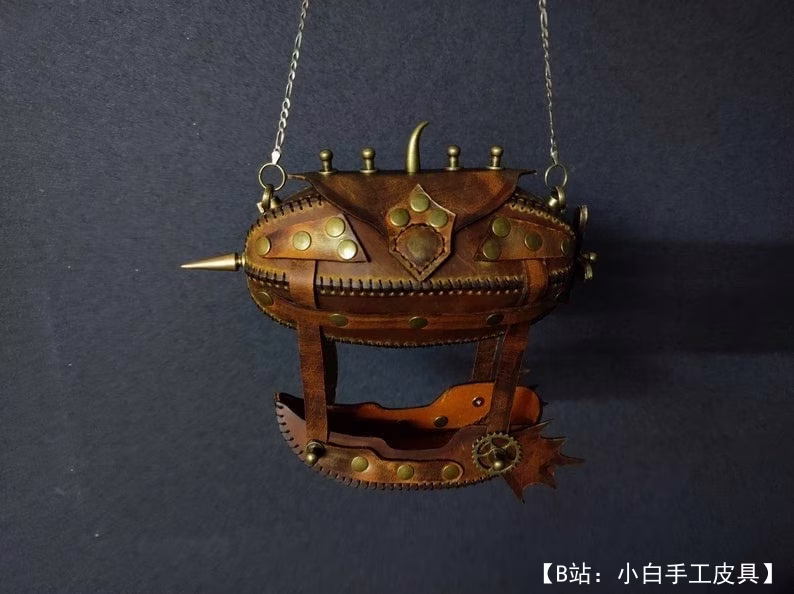 花纹皮革“飞艇”挂盒 - 1