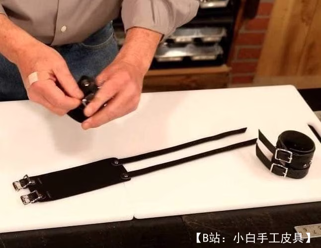 双带皮革手腕手链图案 - 1