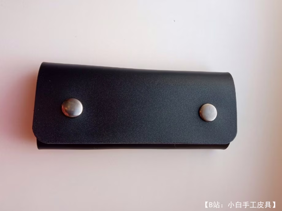 带皮革纽扣的钥匙扣图案 - 2