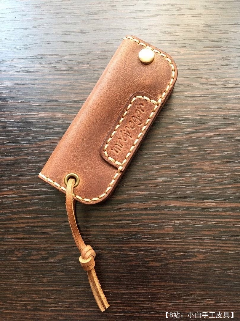 带按钮的钥匙扣的图案 - 1