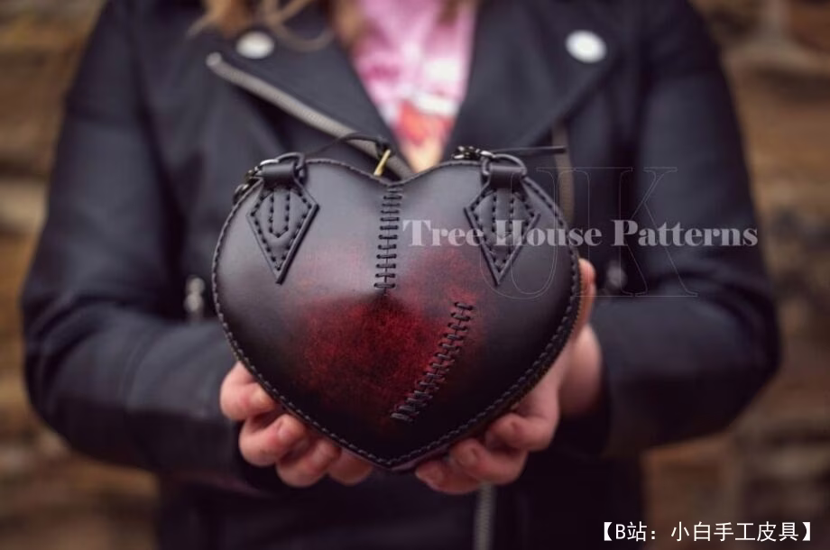 Выкройка кожаная маленькая женская сумочка в виде сердца (Love bag) - 1