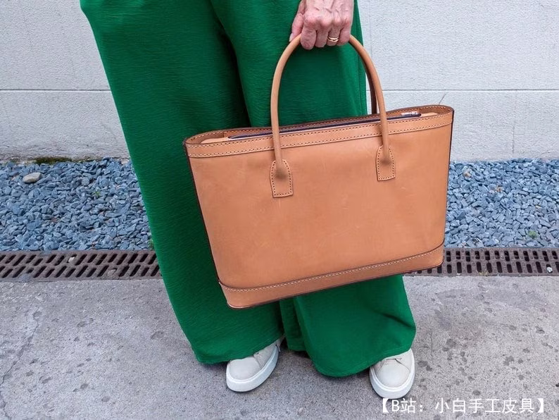 带拉链的皮革购物袋的图案 - 1