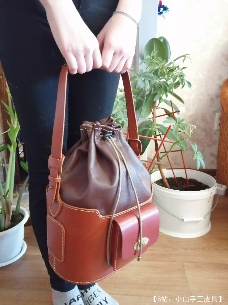 Выкройка кожаная женская сумка мешок - 1