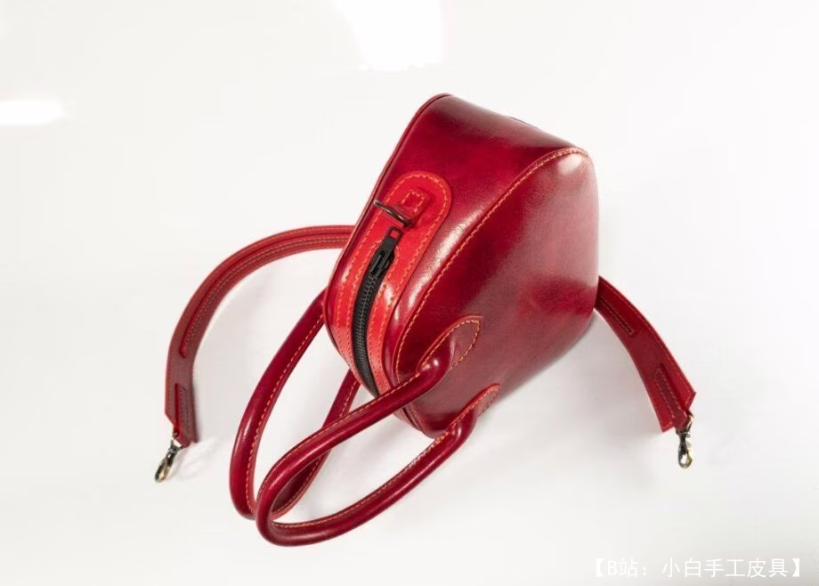 手拿皮革斜挎包图案 - 5