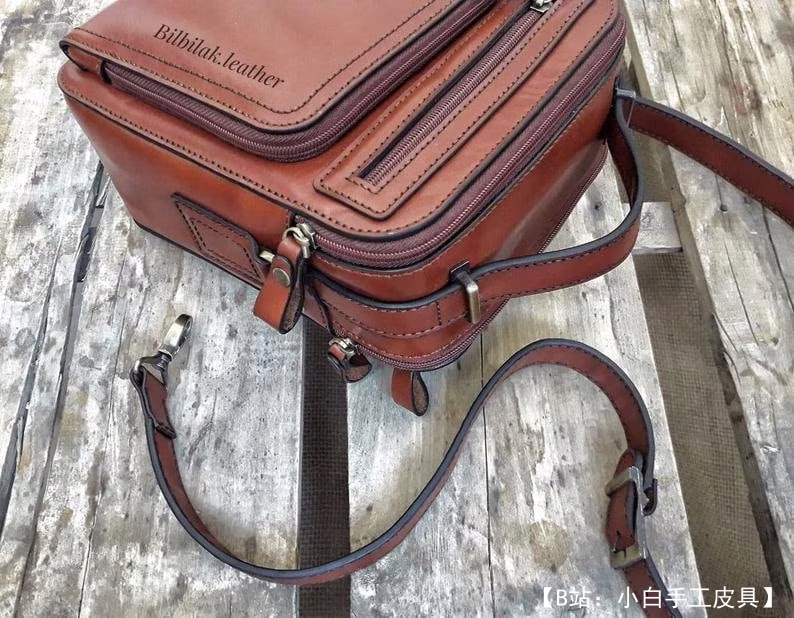 图案皮革男士斜挎文件袋，带 3 个拉链隔层 - 4