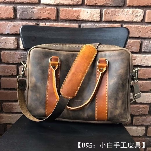 皮革笔记本电脑包图案 15'6 英寸 - 2