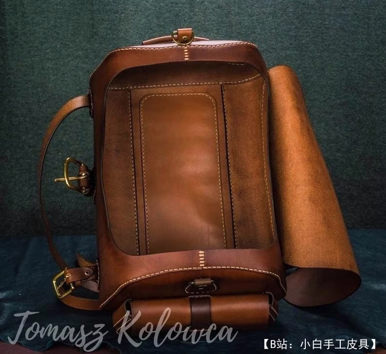 大皮革旅行包的图案 - 2