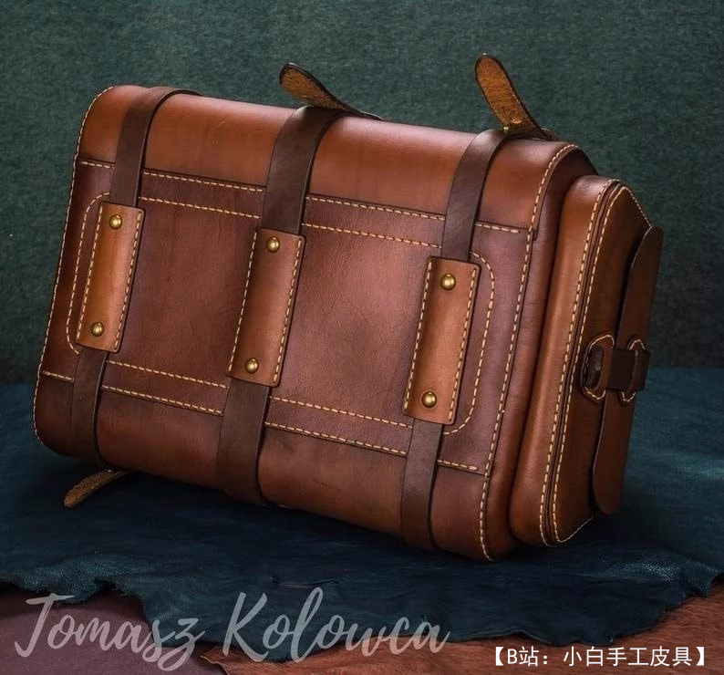 大皮革旅行包的图案 - 4