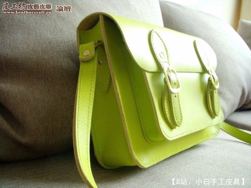 女士夏季皮革斜挎包图案 - 2