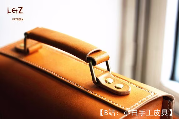 用于文件和笔记本电脑的皮革公文包的图案 - 3