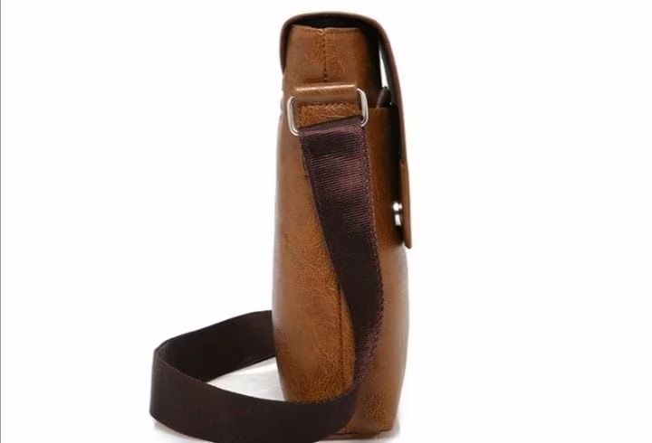 带折叠盖的男士皮革单肩包图案 - 5