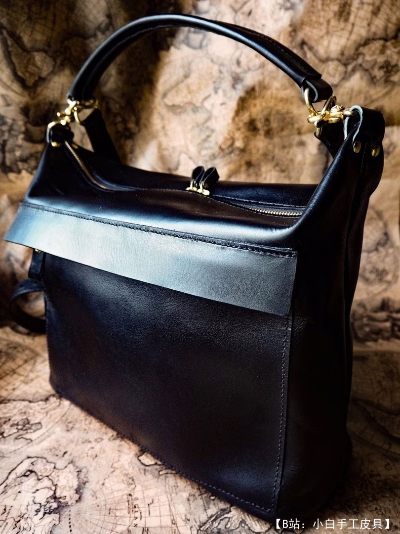 简单皮革斜挎包的图案 - 1
