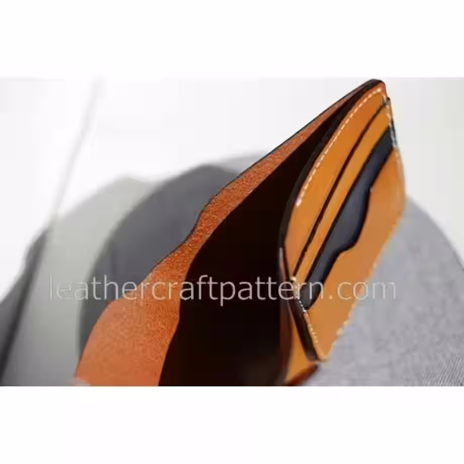 带硬币夹的双折皮革钱包图案 - 5