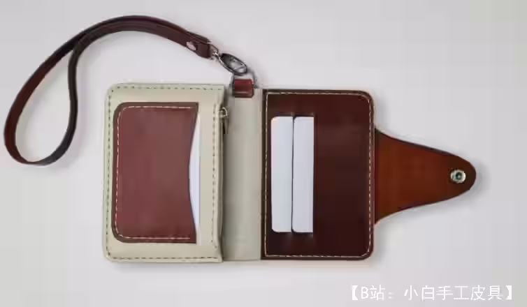 带按钮的皮革钱包的图案，带有驾驶执照或通行证的隔层 - 1