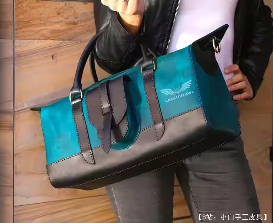 带拉链的大号皮革旅行包的图案 - 1