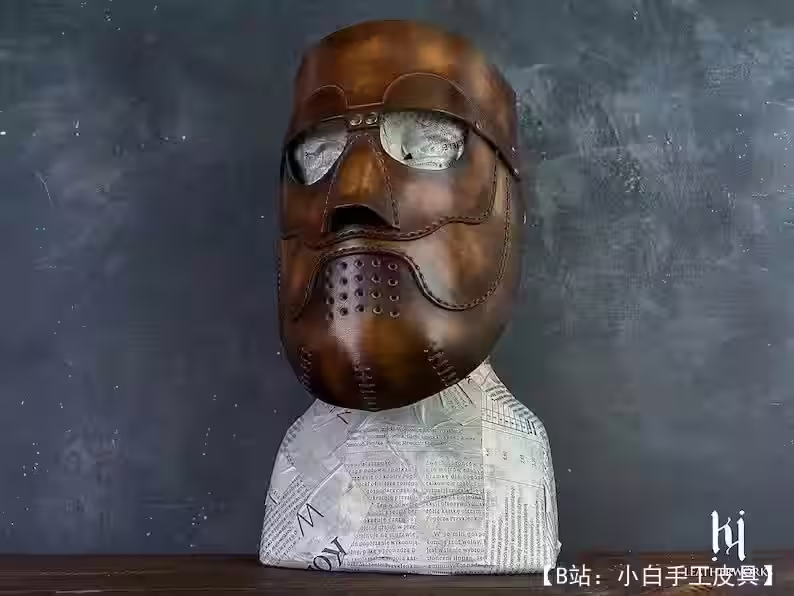 酷刑屠夫的图案皮革面具 - 1