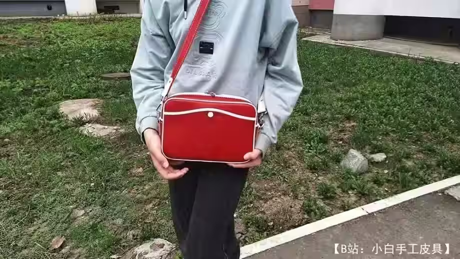 带拉链的斜挎包的图案 - 1