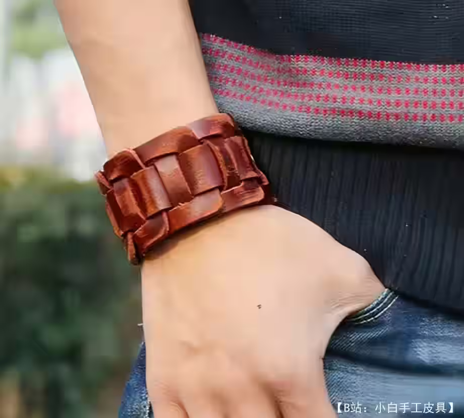 手的皮革手镯的图案 - 1