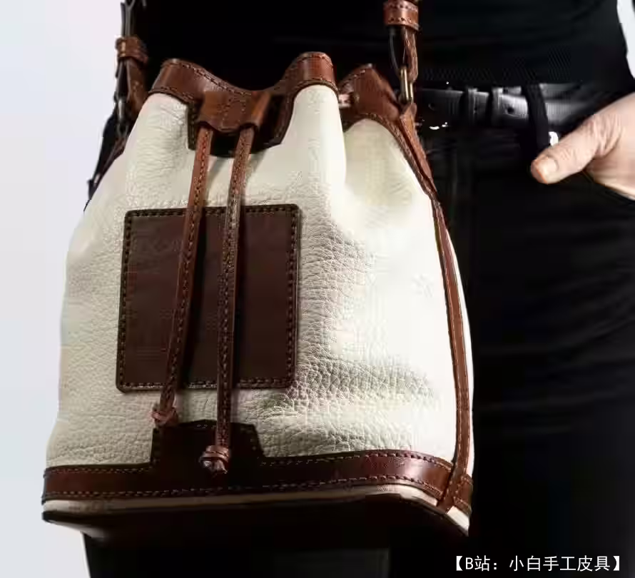 带抽绳的皮革水桶包的图案 - 2