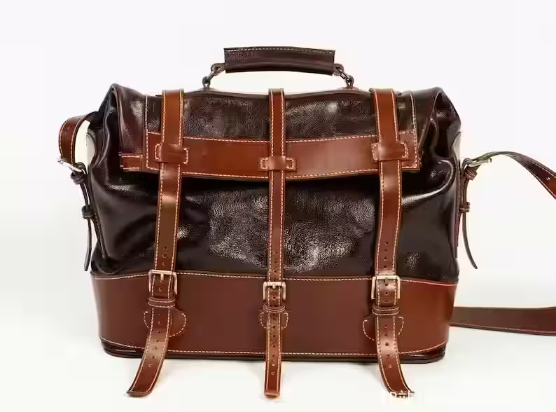 用于文件、笔记本电脑或旅行包的大型皮革邮差包的图案 - 1